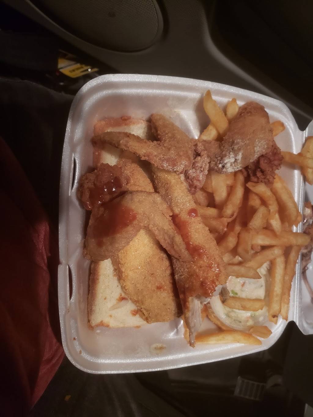 McKeesport fish and chicken | 2314 Bailie Ave, McKeesport, PA 15132, USA | Phone: (412) 896-6766