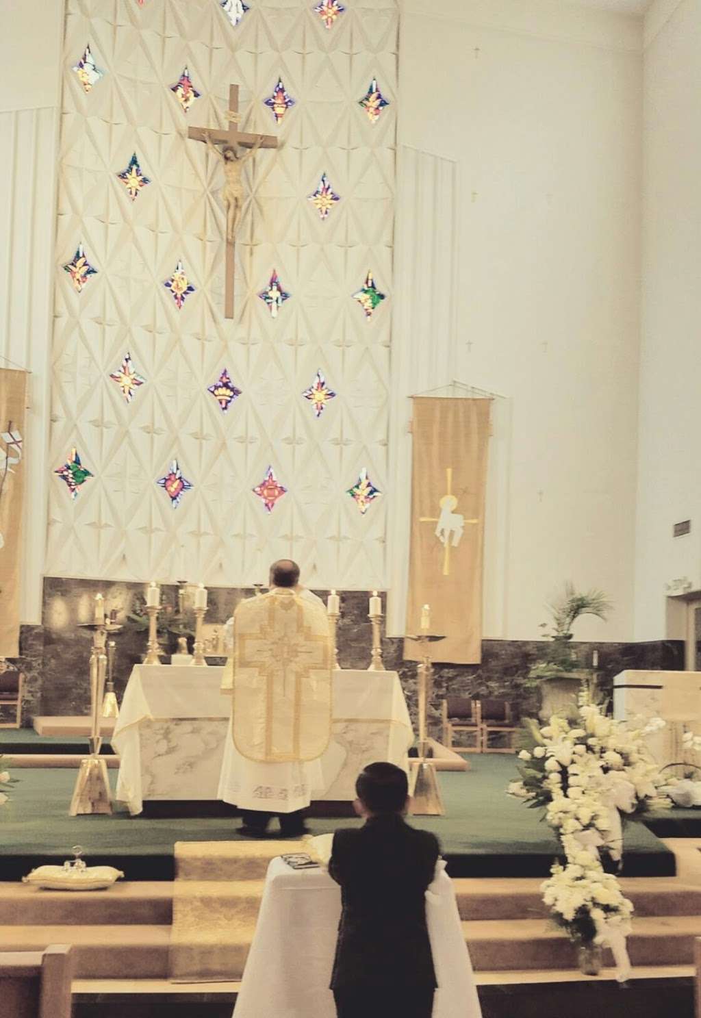 St Mary of the Assumption Catholic Church | 7215 Newlin Ave, Whittier, CA 90602 | Phone: (562) 698-0107