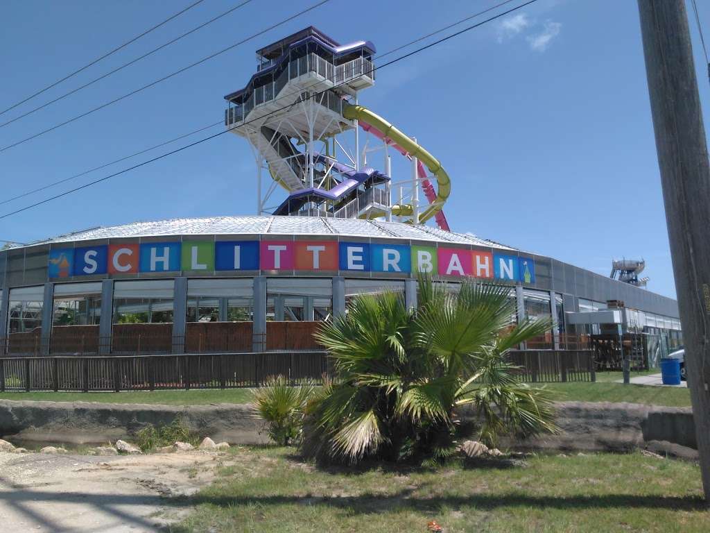 Schlitterbahn Waterpark Galveston | 2026 Lockheed Rd, Galveston, TX 77554, USA | Phone: (409) 770-9283