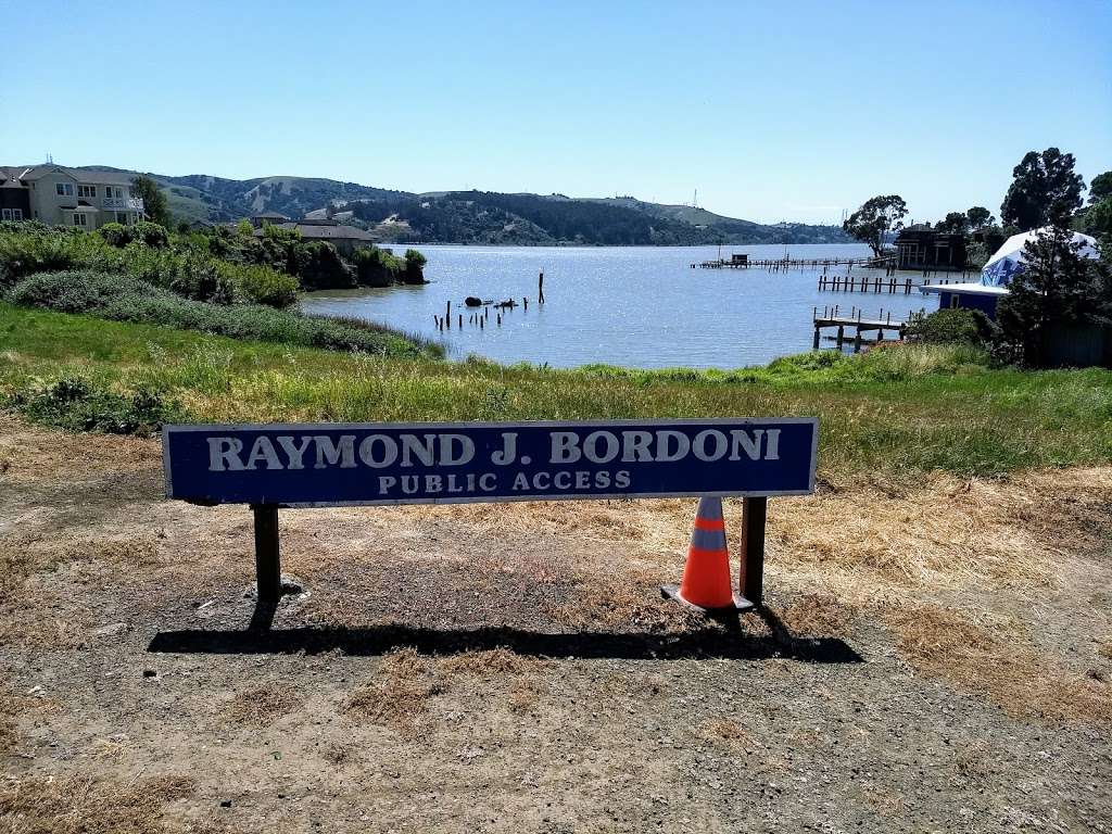 Raymond J. Bordoni Public Acess Beach | 899-727 W 6th St, Benicia, CA 94510, USA