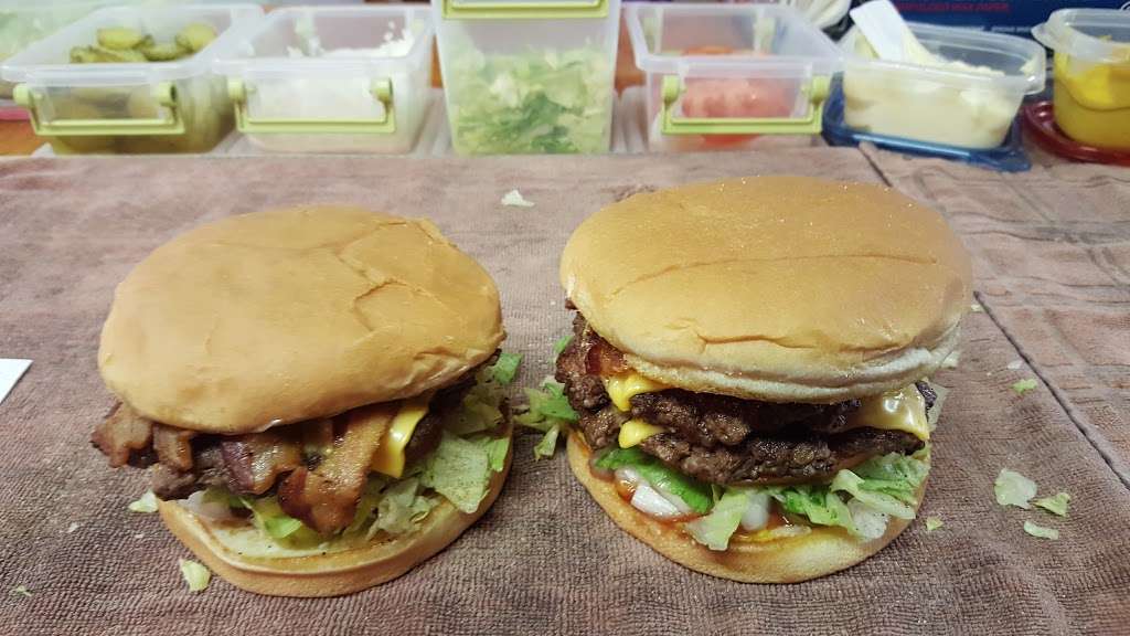 Hometown Burger | Teel Track Rd, Votaw, TX 77376, USA | Phone: (936) 274-5172