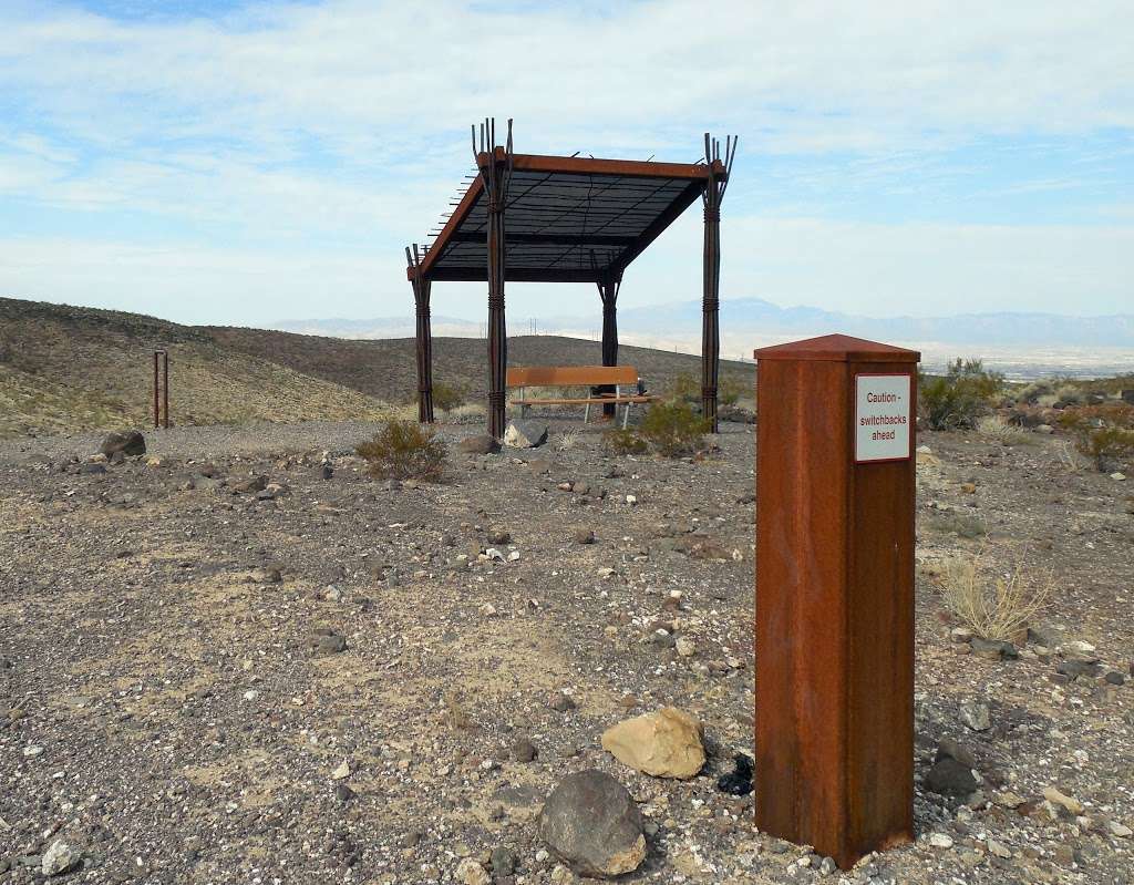 Mccullough Trail rest stop | Henderson, NV 89052, USA