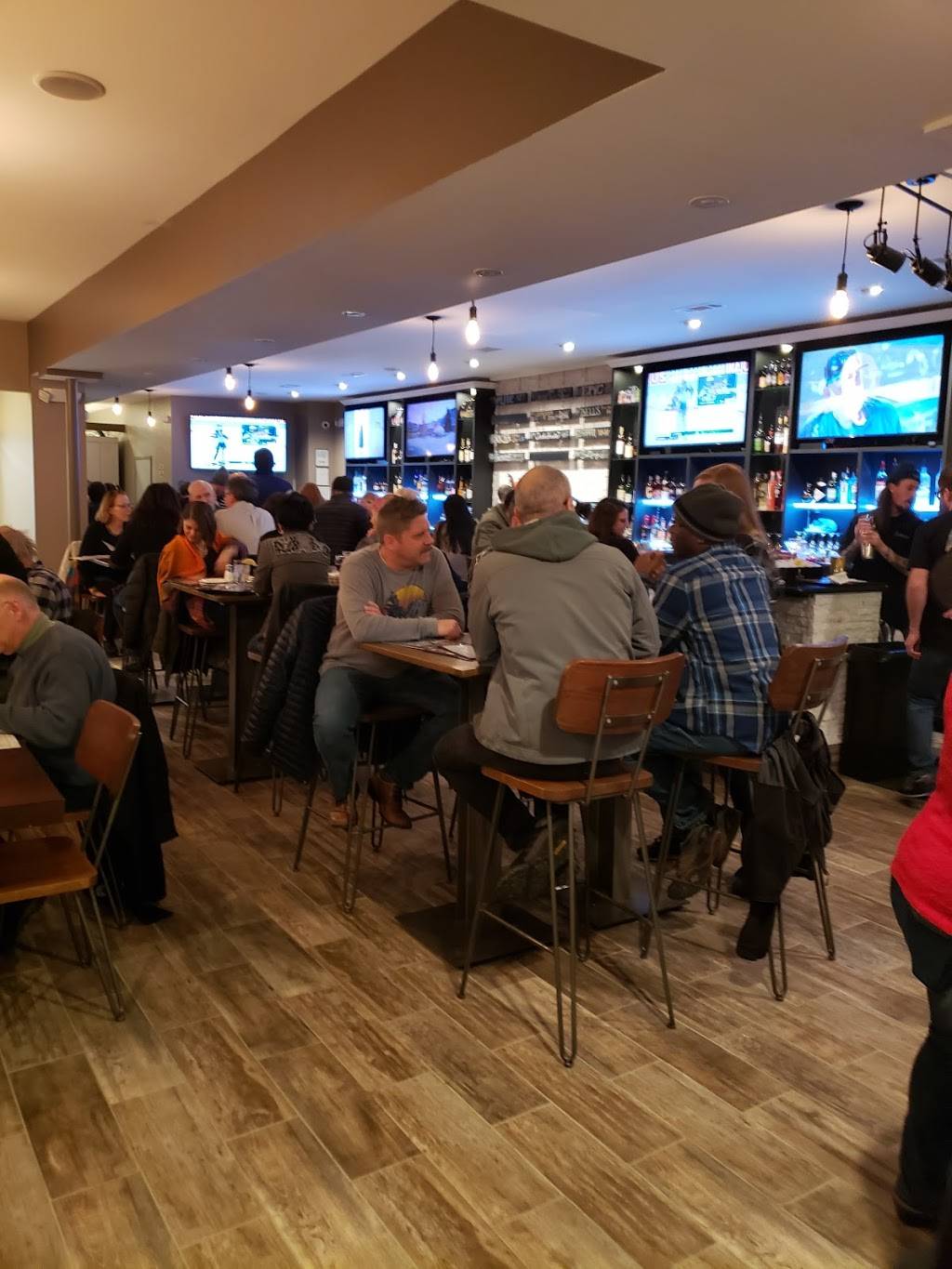 Dive Bar & Grille (Regent Square) | 607 S Braddock Ave, Pittsburgh, PA 15221, USA | Phone: (412) 727-6818 Dive Bar & Grille (Regent Square) | 607 S Braddock Ave, Pittsburgh, PA 15221, USA | Phone: (412) 727-6818