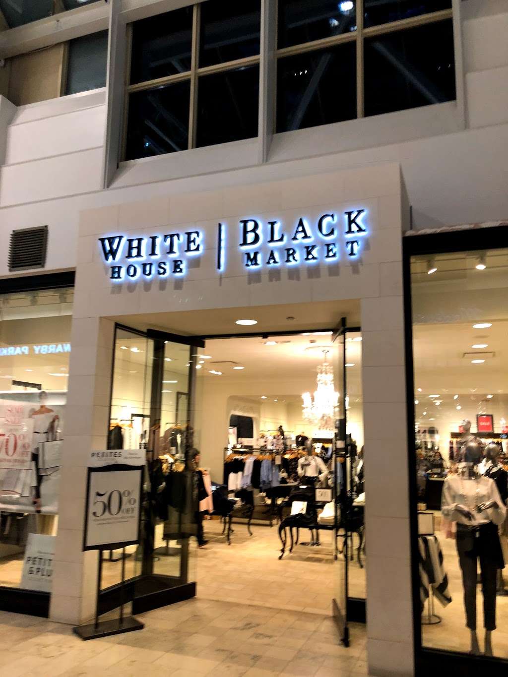 White House Black Market | 800 Boylston St Suite #113, Boston, MA 02199 | Phone: (617) 267-0470