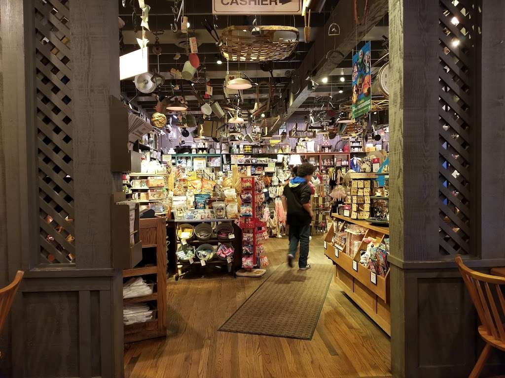 Cracker Barrel Old Country Store | 1005 Candleview Ln, Crawfordsville, IN 47933, USA | Phone: (765) 362-5097