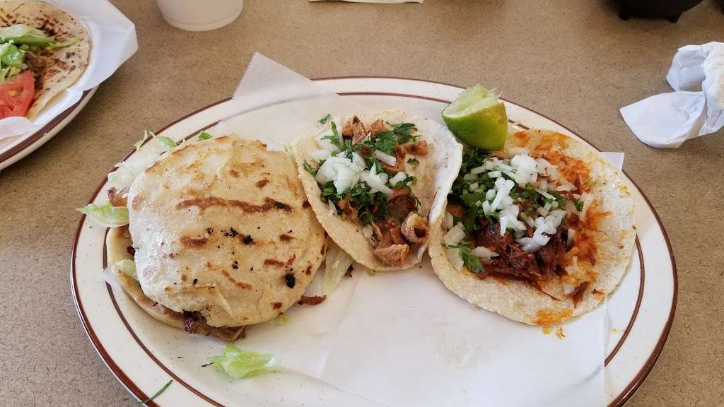 Taqueria Tepatitlan | 10337 East Fwy, Houston, TX 77029 | Phone: (713) 676-0758