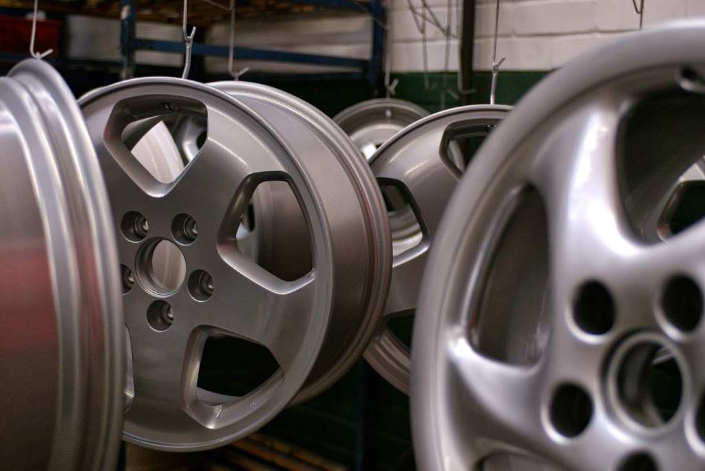 The Wheel Specialist | Unit 3, Beech Industrial Centre, Porters Wood, St Albans AL3 6PQ, UK | Phone: 01727 220023