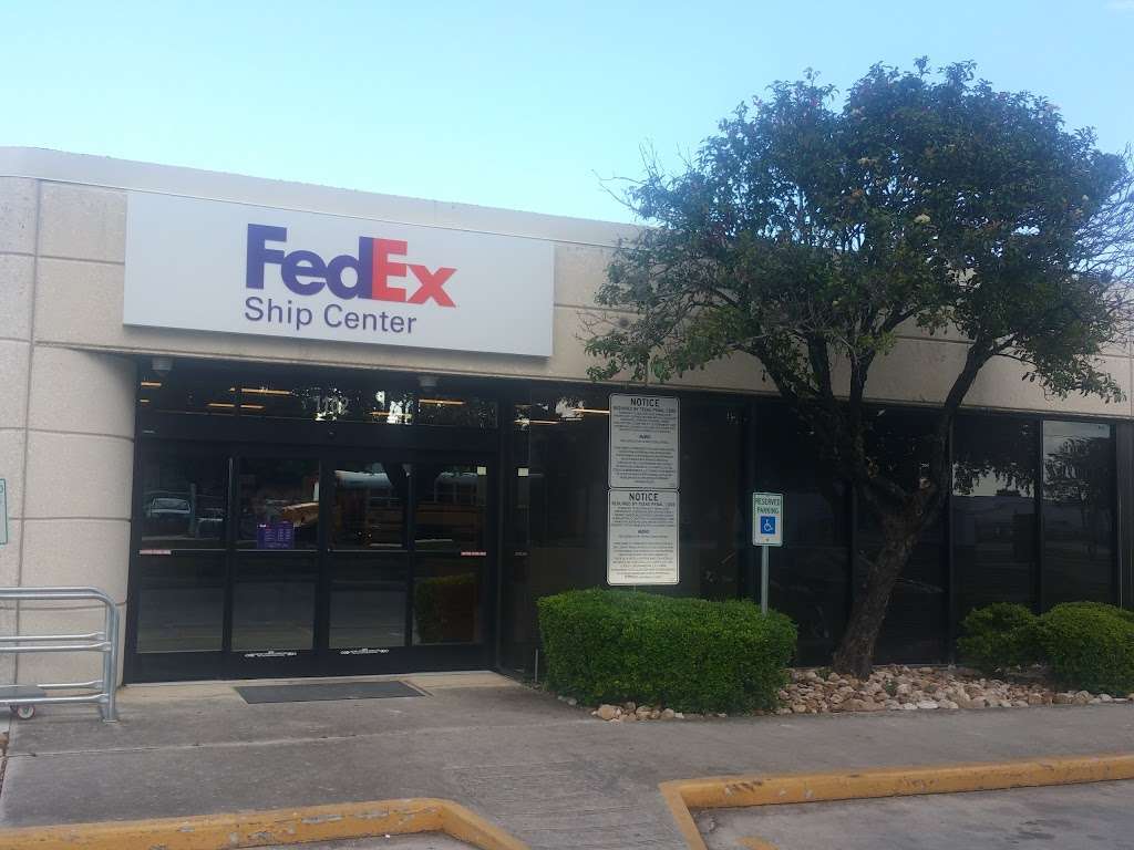 FedEx Ship Center | 1102 Brussels St, San Antonio, TX 78219, USA | Phone: (800) 463-3339