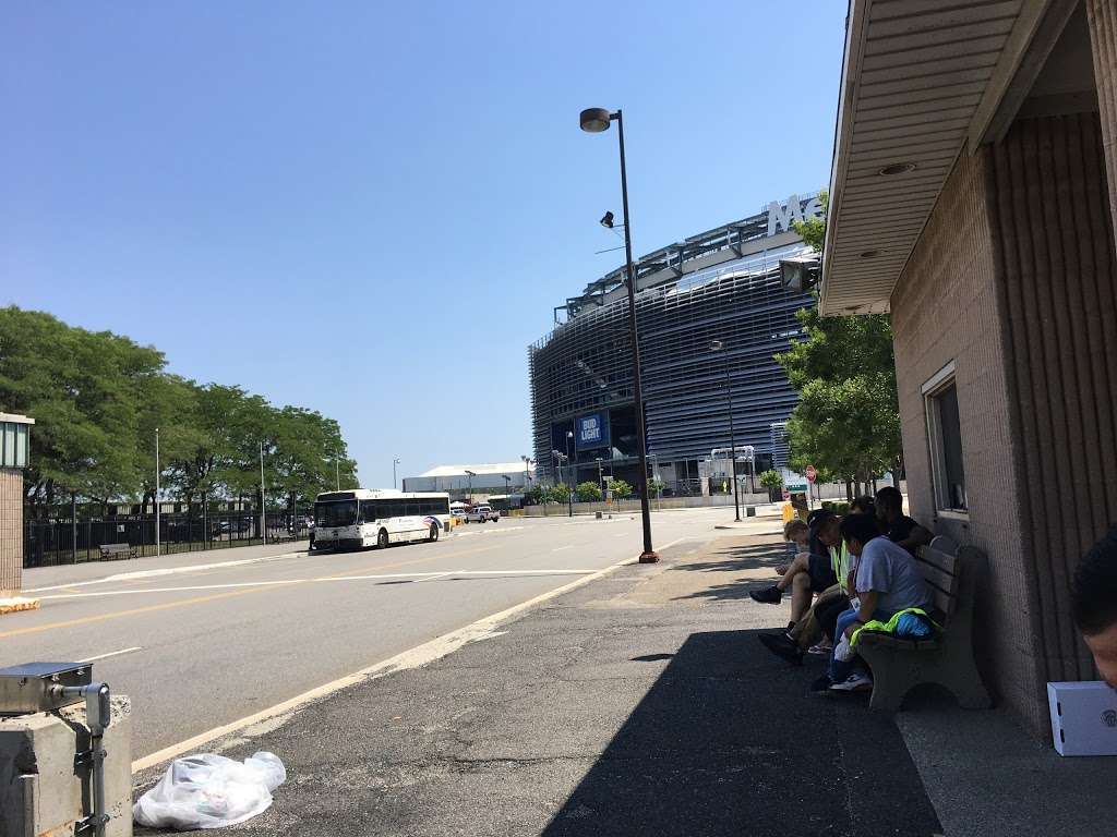 Stadium Lot G-17 | East Rutherford, NJ 07073, USA