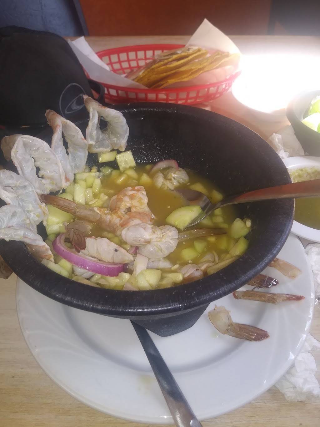 Mariscos Las Islitas | 619 Old Coors Dr SW, Albuquerque, NM 87121, USA | Phone: (505) 836-4998