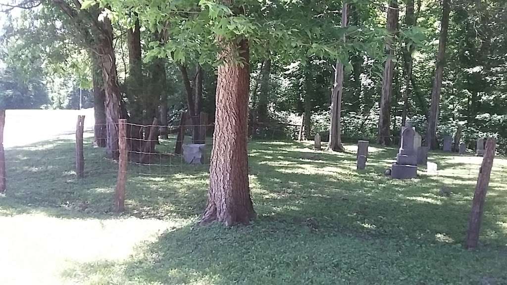 Alverson Cemetery | Camelot Rd, Spencer, IN 47460, USA