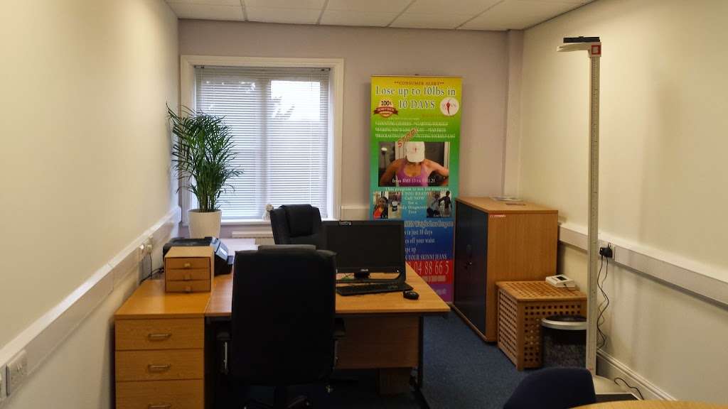 Skinni Chilli® Healthy Living Club | Bachelor Wing, Warlies Park House, Waltham Abbey, Upshire EN9 3SL, UK | Phone: 0800 048 8665
