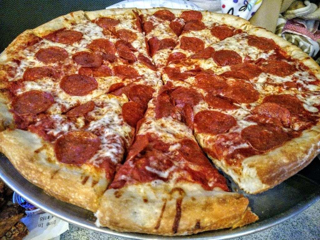 The Original Grazianos Pizza Restaurant | 3060 S Archibald Ave, Ontario, CA 91761, USA | Phone: (909) 773-1772