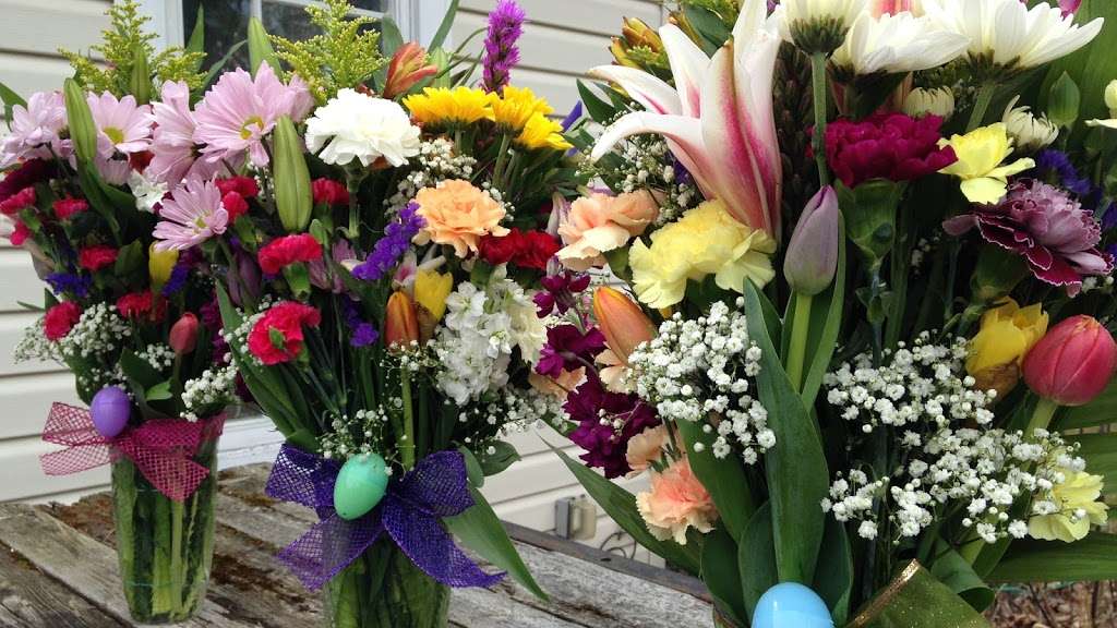 Eileens Country Bouquets | 368 Marienstein Rd, Upper Black Eddy, PA 18972, USA | Phone: (610) 847-2385