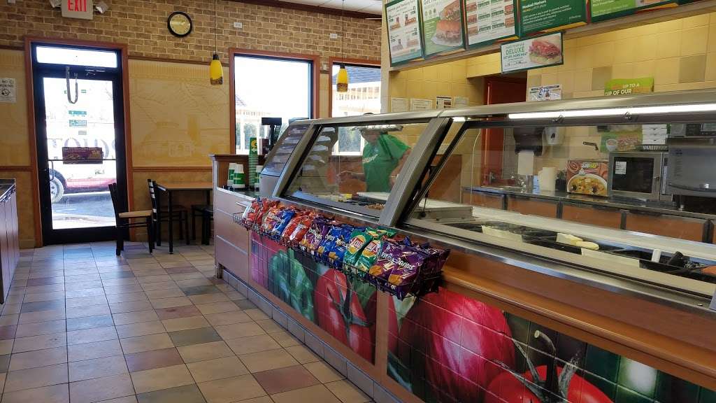 Subway | 1365 Roosevelt Ave, Carteret, NJ 07008, USA | Phone: (732) 366-4622