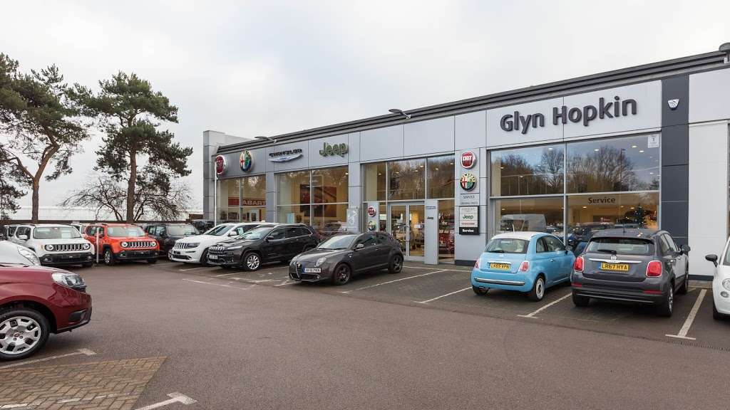 Glyn Hopkin Fiat, Abarth, Alfa Romeo & Jeep St. Albans | Lyon Way, St Albans AL4 0QU, UK | Phone: 01727 811811