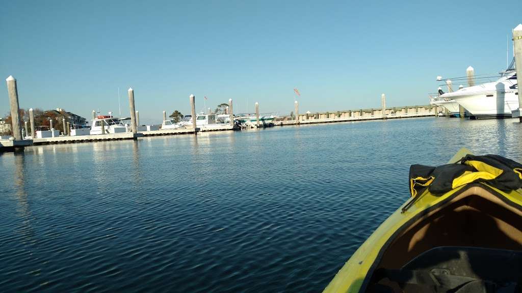 Pines Point Provisions & SFD | 869 Yacht Club Dr, Berlin, MD 21811, USA | Phone: (410) 641-2248