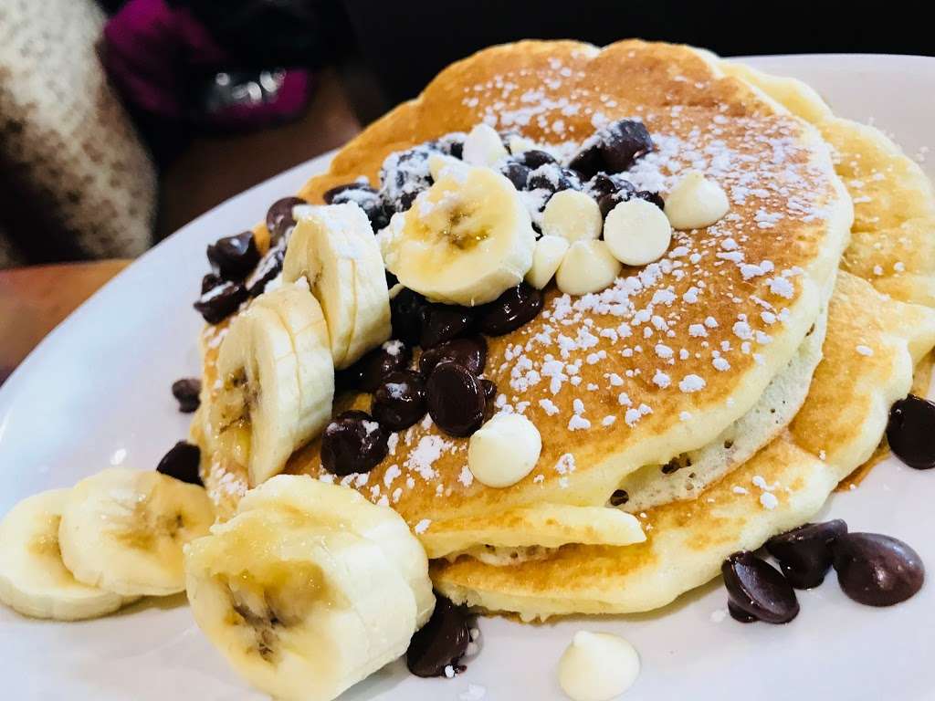 Wildberry Pancakes & Cafe | 1383 N Meacham Rd, Schaumburg, IL 60173 | Phone: (847) 517-4000