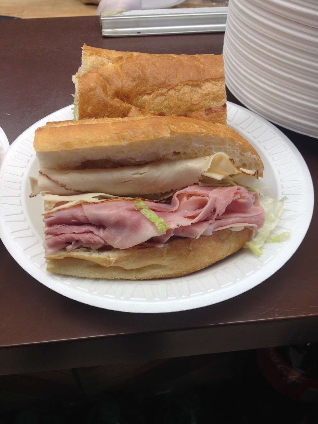 Lees Hoagie House Southampton | 26 2nd St Pike, Southampton, PA 18966, USA | Phone: (215) 322-2500