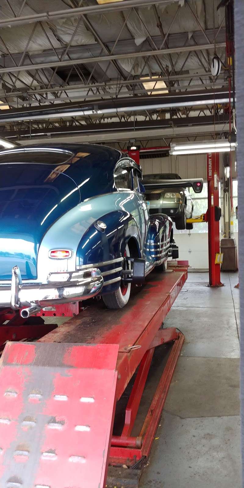 Firestone Complete Auto Care | 1960 Irving Park Rd, Hanover Park, IL 60133, USA | Phone: (630) 823-0588