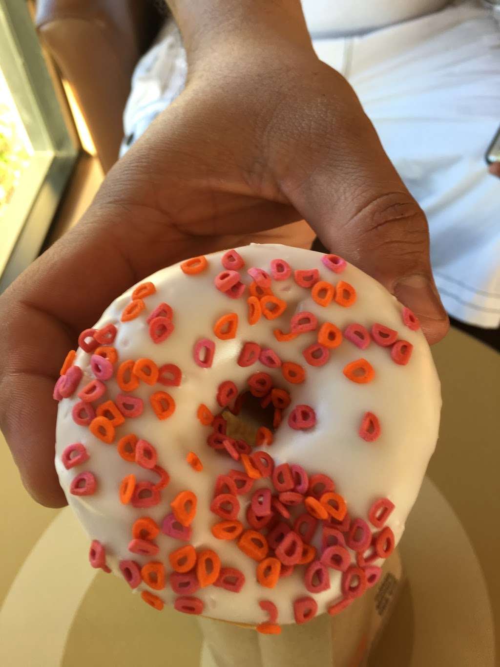 Dunkin | 118 San Mateo Rd, Half Moon Bay, CA 94019, USA | Phone: (650) 560-0106