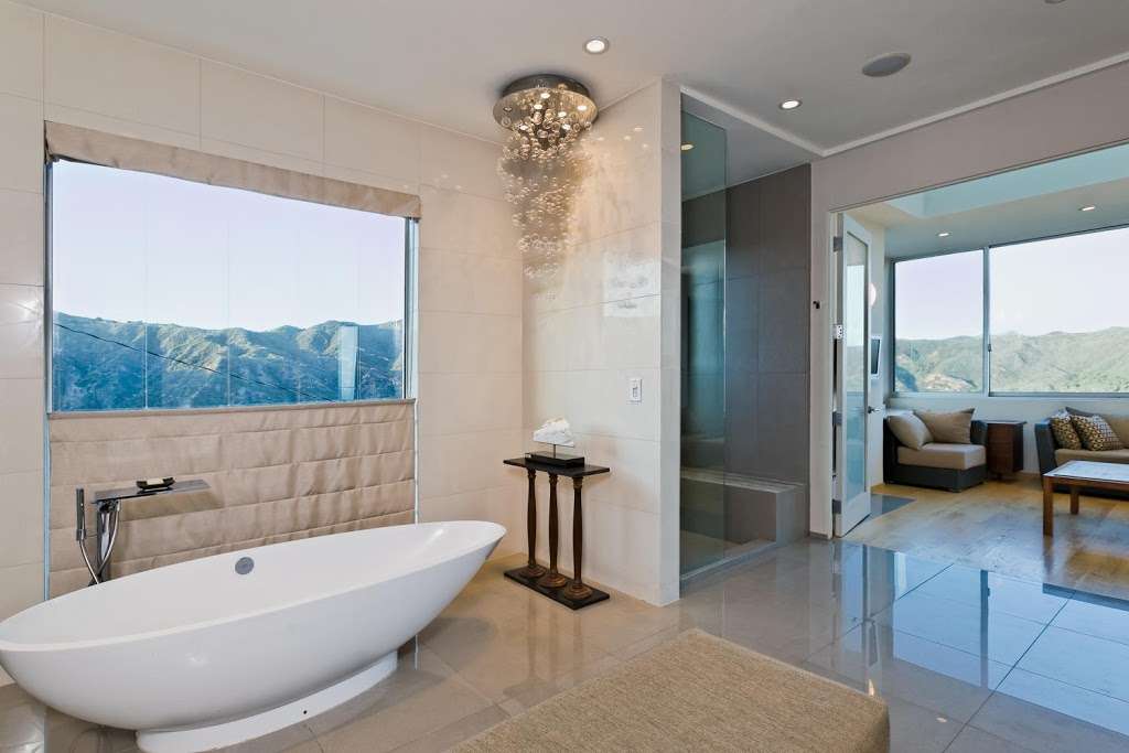 Scorpiesse | 26315 Lockwood Rd, Malibu, CA 90265, USA | Phone: (805) 341-5635