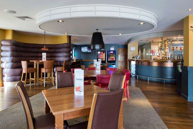 Beefeater The Beacon | Halcrow Ave, Dartford DA1 5FX, UK | Phone: 01322 629022