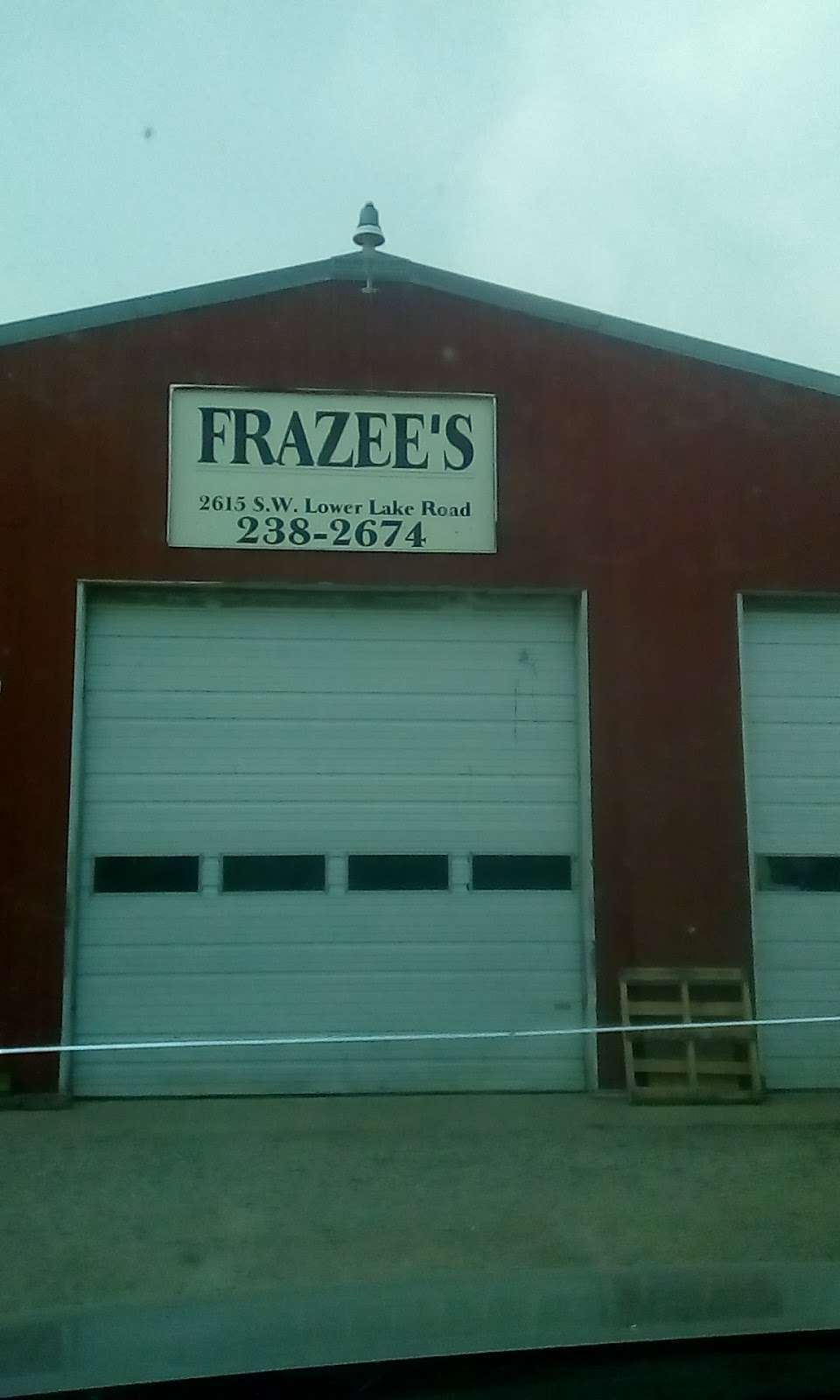 Frazees Mobile Home & RV Center | 2615 SW Lower Lake Rd, St Joseph, MO 64504 | Phone: (816) 238-2674