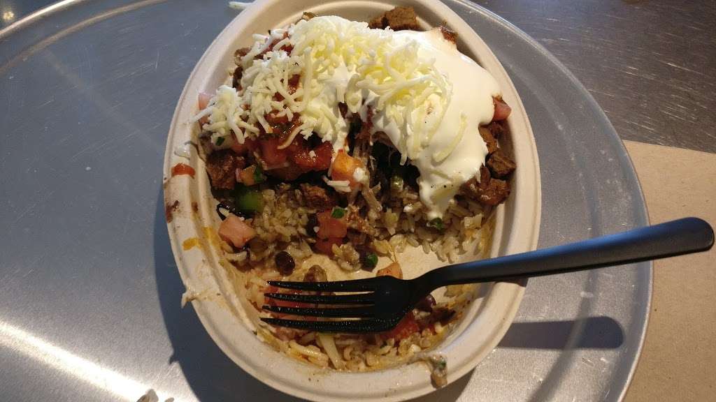 Chipotle Mexican Grill | 20940 Frederick Rd, Germantown, MD 20874, USA | Phone: (301) 916-7506