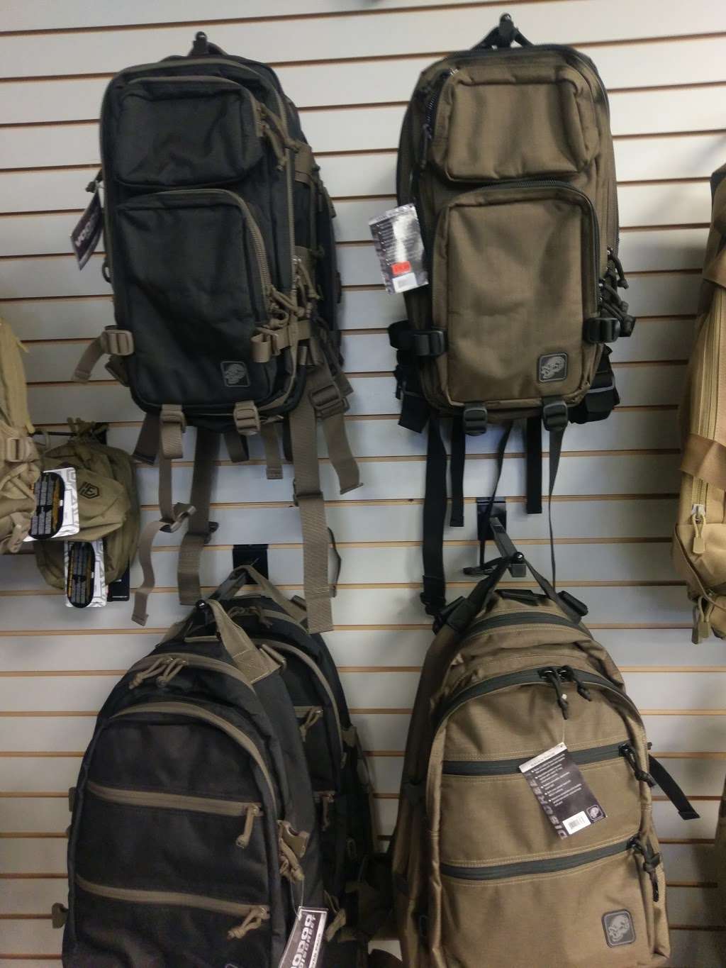 Top Brass Military & Tactical | 11941 Southwest Fwy, Stafford, TX 77477, USA | Phone: (281) 879-8824