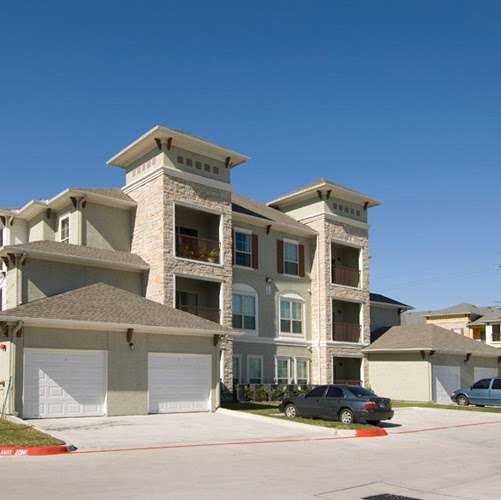 Sorrento at Tuscan Lakes | 1455 Louisiana Ave, League City, TX 77573, USA | Phone: (281) 549-2666