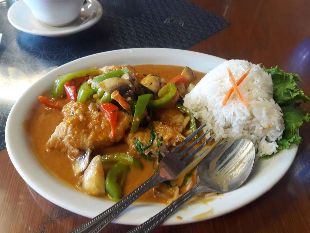 Thai Spice | 2701 Pinole Valley Rd # B, Pinole, CA 94564, USA | Phone: (510) 669-9108