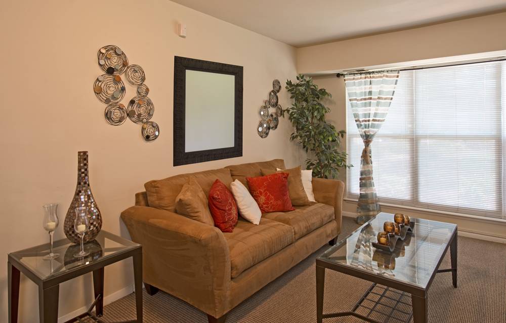 Hodges Manor Apartments | 1008 Cherokee Rd, Portsmouth, VA 23701, USA | Phone: (757) 488-4755