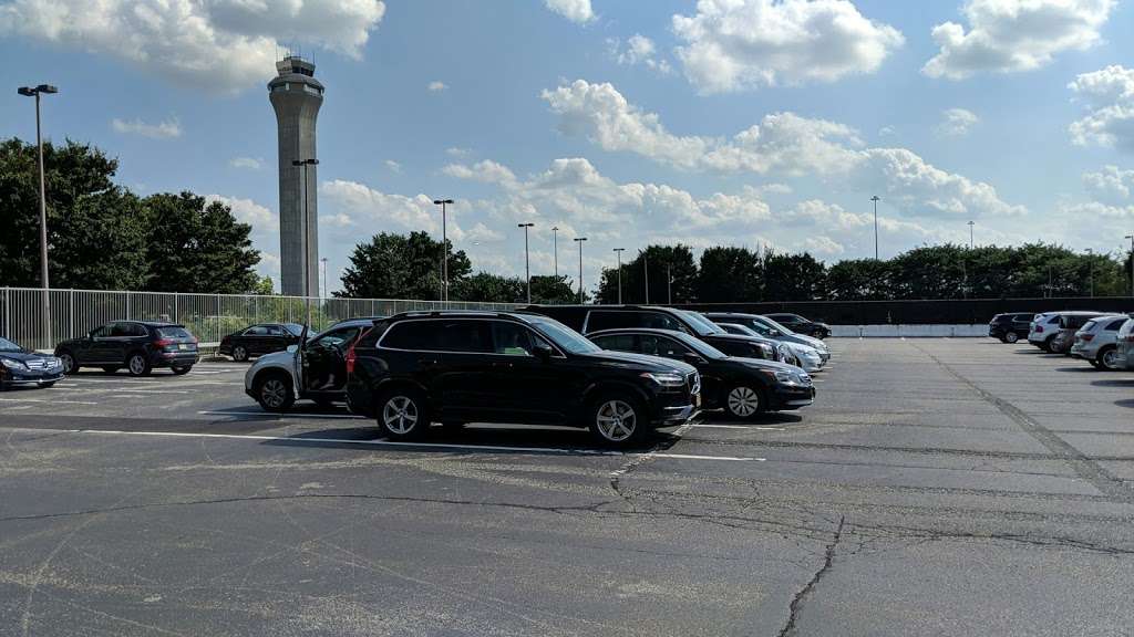 Newark Airport Cell Phone Lot | Newark, NJ 07114, USA