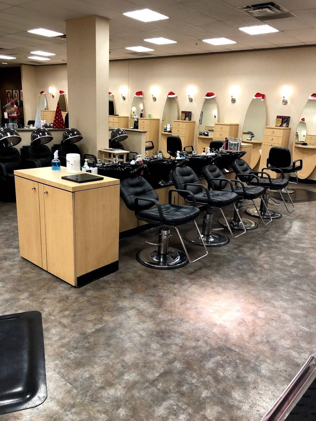 Regis Signature Salon | 12575 Wayzata Blvd, Minnetonka, MN 55305, USA | Phone: (952) 595-9555