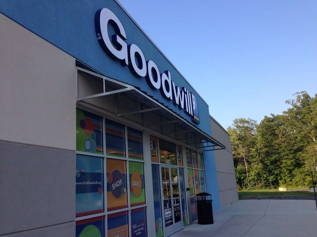 Goodwill | 16441 Merchants Ln, King George, VA 22485, USA | Phone: (540) 642-1321