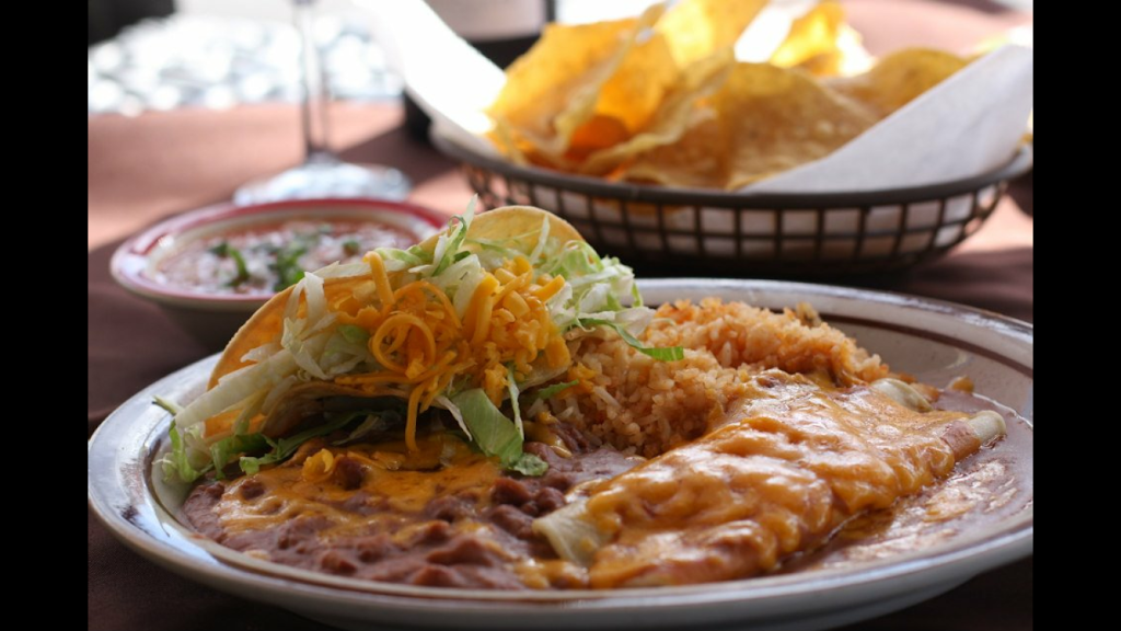 Guadalupes Restaurant | 817 W Gladstone St, Azusa, CA 91702, USA | Phone: (626) 334-9614