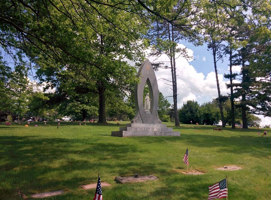 Resurrection Catholic Cemetery | 100 Resurrection Rd, Coraopolis, PA 15108, USA | Phone: (724) 695-2999