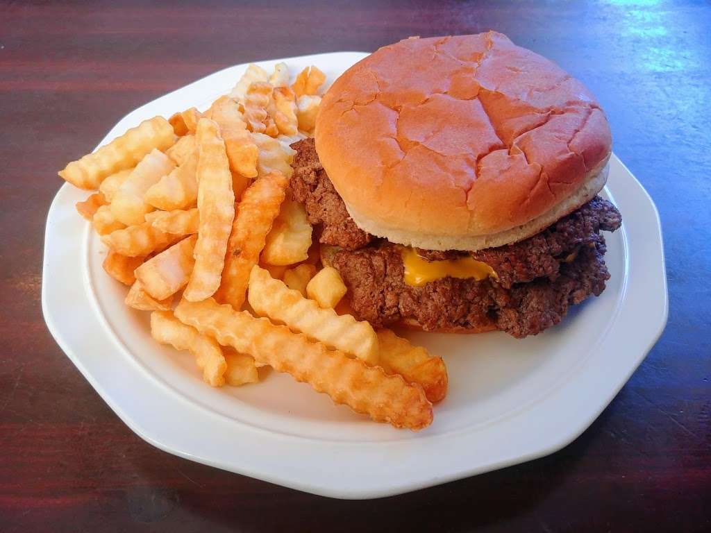 Cyclone Drive-In Restaurant | 249 Columbia St, Chester, SC 29706, USA | Phone: (803) 377-1500