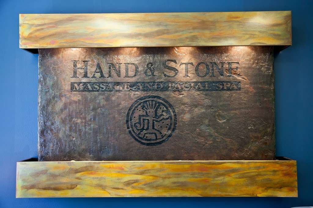 Hand & Stone Massage and Facial Spa | 3050 US-34, Oswego, IL 60543, USA | Phone: (630) 592-4582