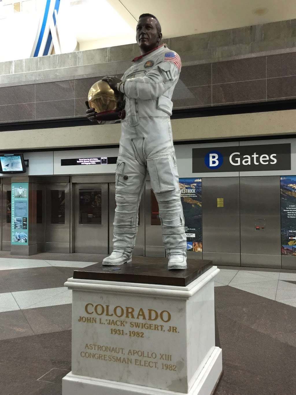 Denver International Airport B&C Concourse | Arrivals – Terminal W, Denver, CO 80249, USA | Phone: (303) 342-2000