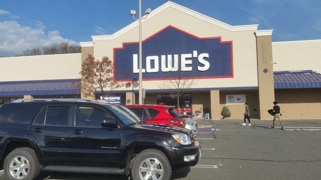 Lowes Home Improvement | 4535 Perkiomen Ave, Reading, PA 19606, USA | Phone: (610) 370-4860