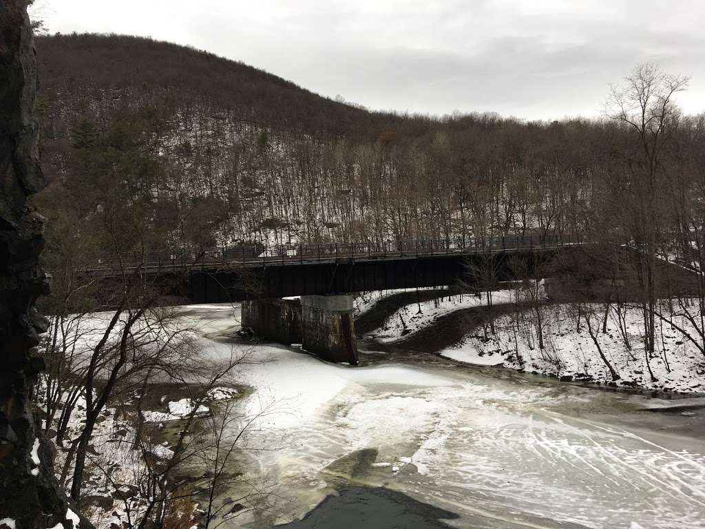 Lehigh Gorge State Park | Lehigh Gorge Dr, Jim Thorpe, PA 18229, USA | Phone: (570) 443-0400