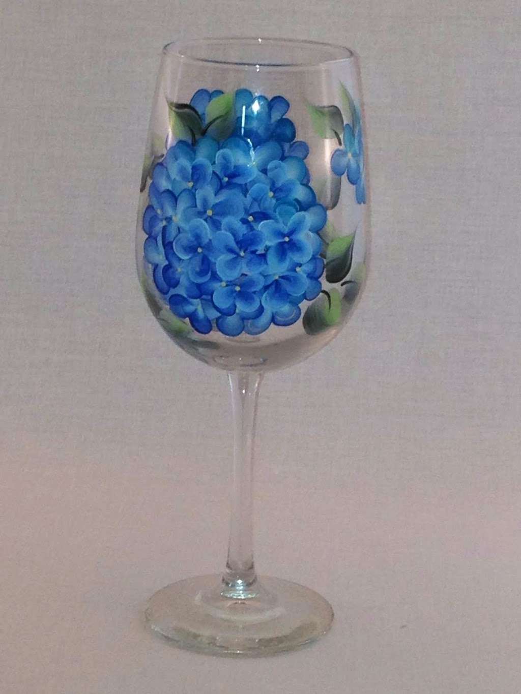 Wineflowers Hand-Painted Glassware | 41 Nathan Ln, Plymouth, MA 02360 | Phone: (508) 743-9827