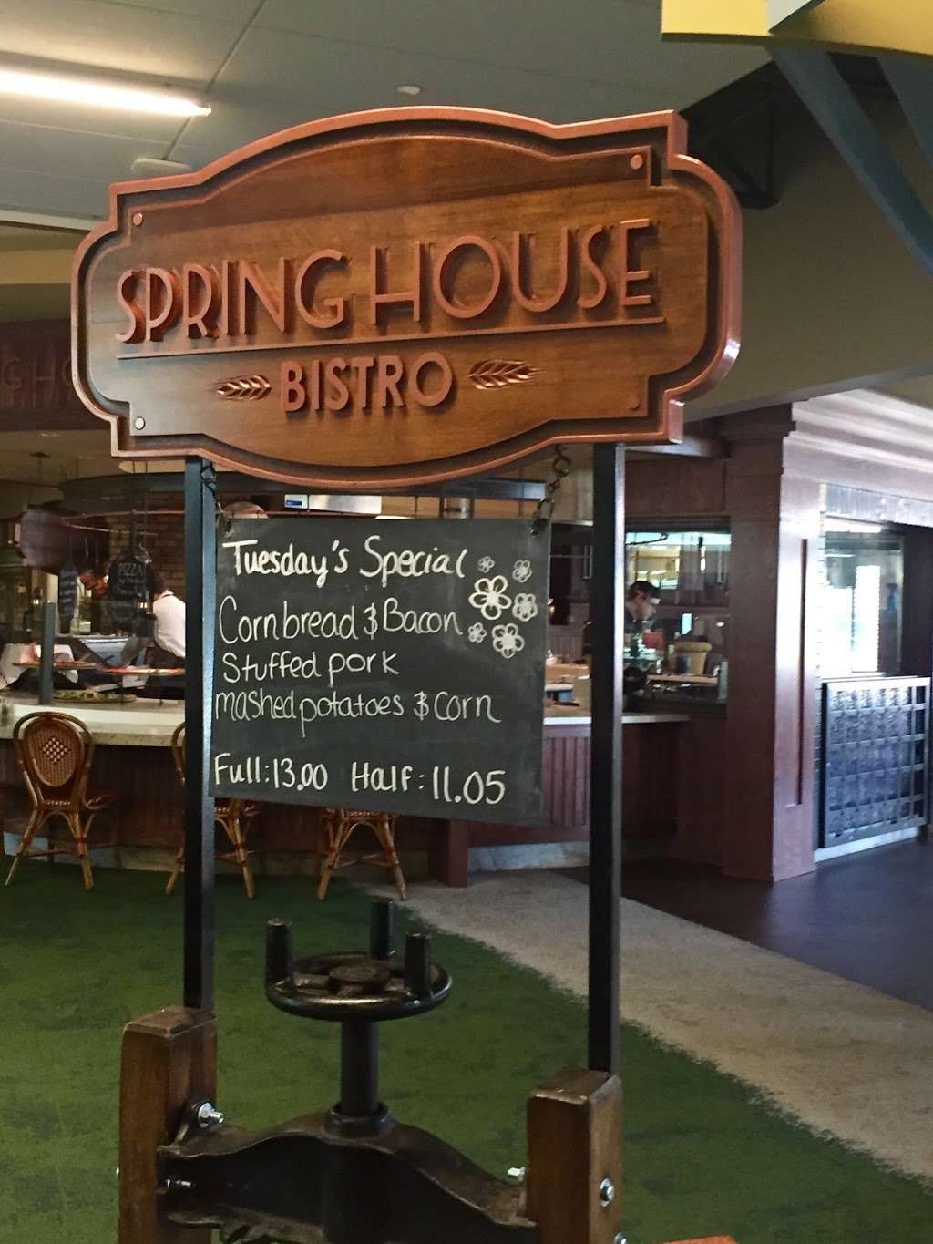 Lexington Signs & Graphics | 29 Adams St, Burlington, MA 01803, USA | Phone: (781) 229-6449