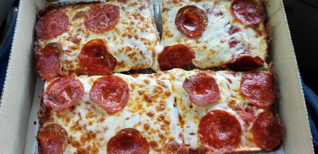 Little Caesars Pizza | 2868 Charlestown Rd, New Albany, IN 47150, USA | Phone: (812) 542-6500