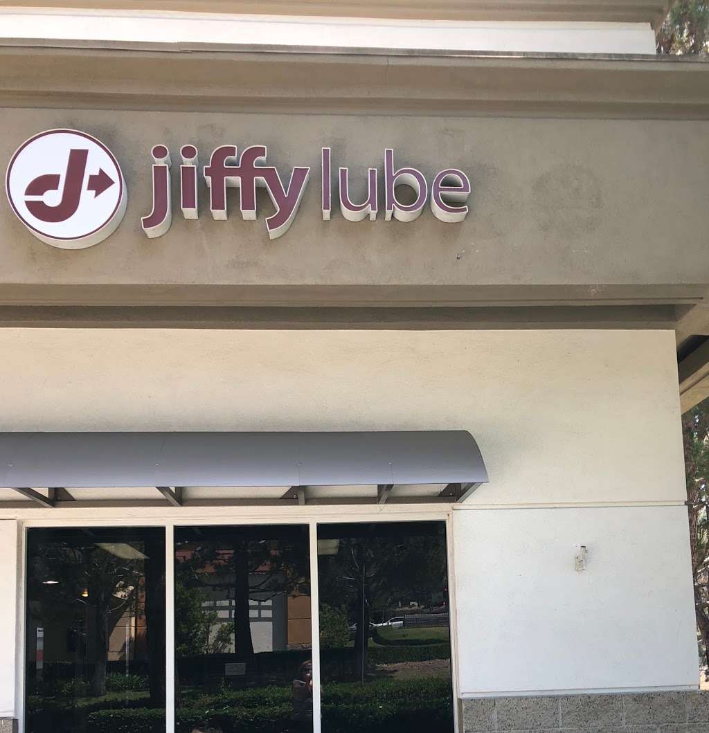 Jiffy Lube Oil Change Center | 27832 Aliso Creek Rd, Aliso Viejo, CA 92656, USA | Phone: (949) 362-0005