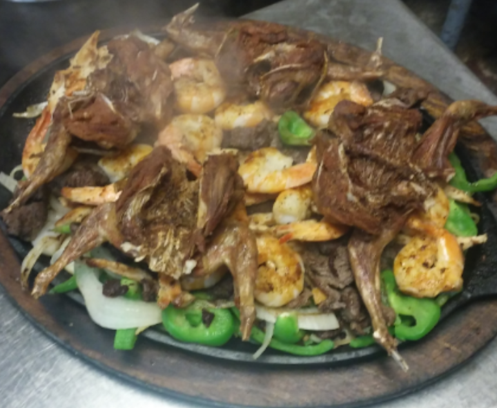 Taqueria Huetamo II | 210 Aldine Bender Rd, Houston, TX 77060, USA | Phone: (281) 999-4149