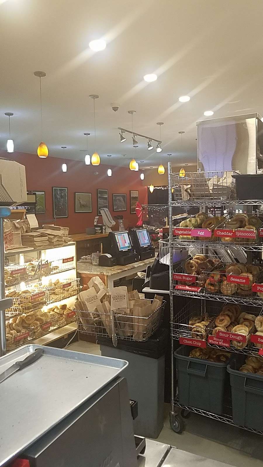 Gunther Tooties | 254 Church St # 4, Pembroke, MA 02359, USA | Phone: (781) 829-8709