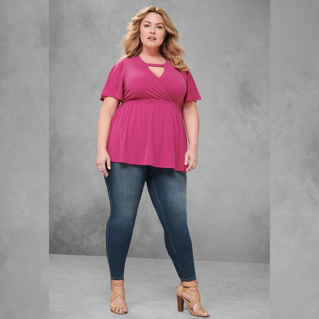 Torrid | 5885 Gulf Fwy # 220, Texas City, TX 77591 | Phone: (281) 337-2134